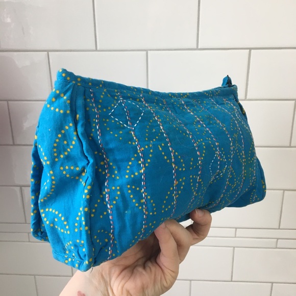 Fair Trade Zippered Organizer Bag - Picture 8 of 14